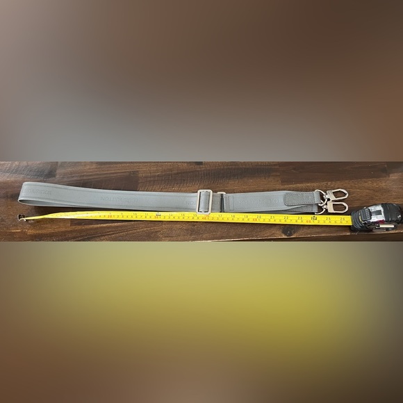 Authentic Louis Vuitton Crossbody/Shoulder Strap in Gray with Silver Hardware - Picture 10 of 10